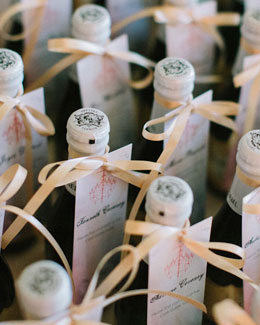 Make Your Wine Favours